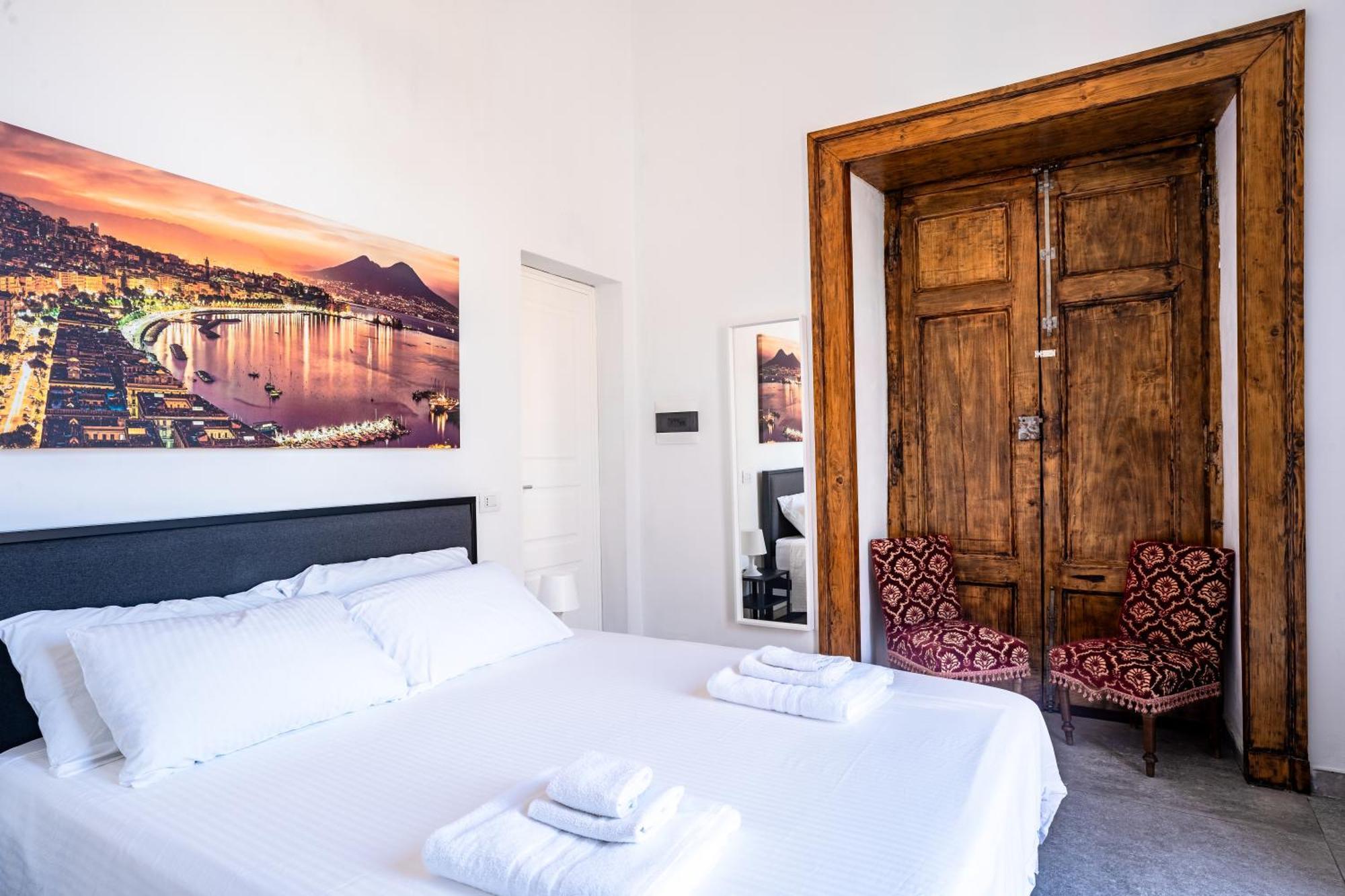 La Bella Vita Luxury Apartament And Travel Solution نابولي المظهر الخارجي الصورة