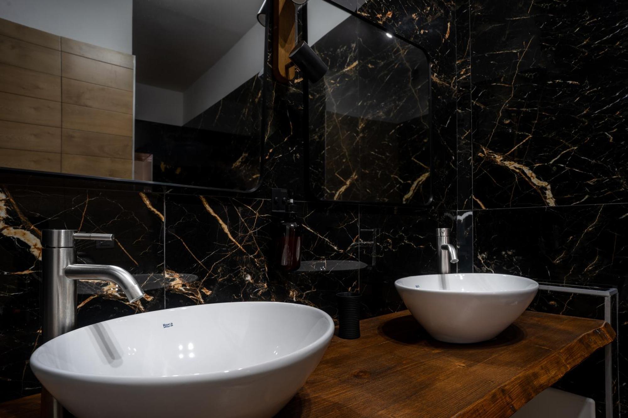 La Bella Vita Luxury Apartament And Travel Solution نابولي المظهر الخارجي الصورة