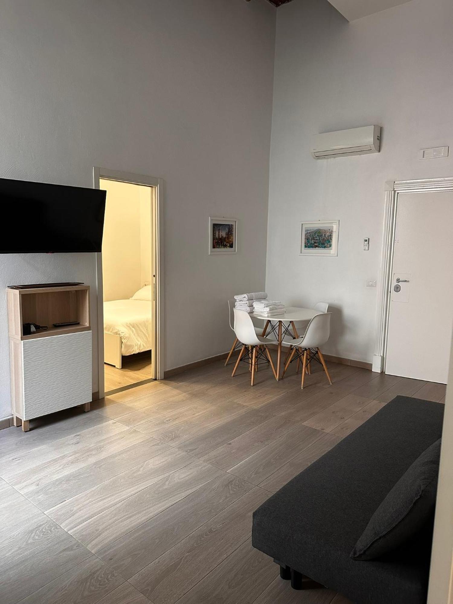La Bella Vita Luxury Apartament And Travel Solution نابولي المظهر الخارجي الصورة